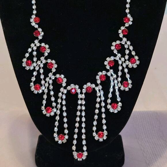 Red Glass Rhinestones Bib Drape Necklace And Earring Set Statement Party Luxury - Picture 2 of 12